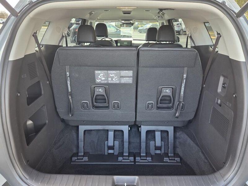 used 2026 Kia Carnival Hybrid car, priced at $40,986