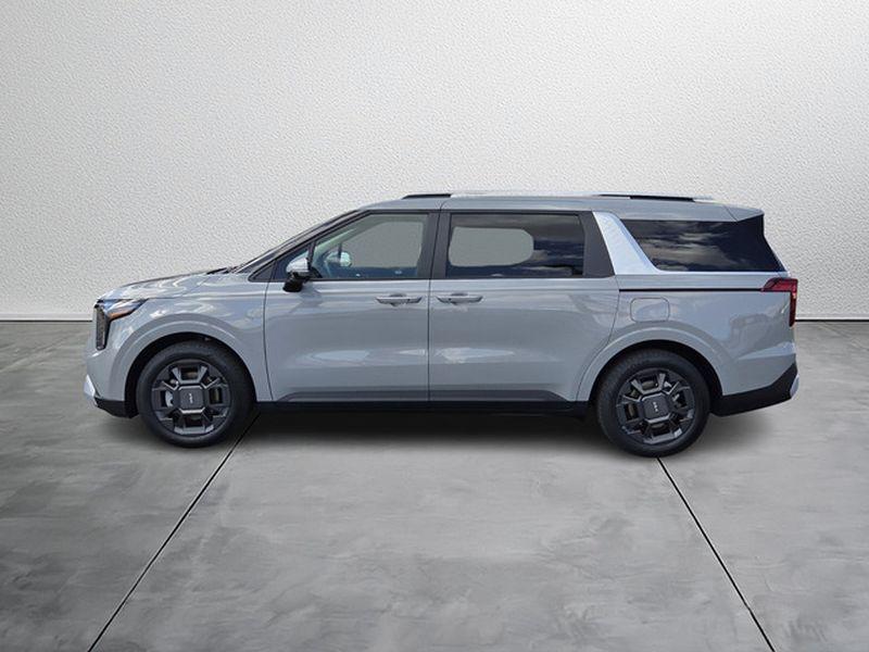 used 2026 Kia Carnival Hybrid car, priced at $40,986