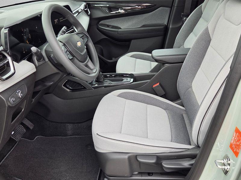 new 2026 Chevrolet TrailBlazer car, priced at $25,185