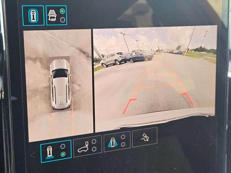 used 2025 GMC Acadia car, priced at $34,999