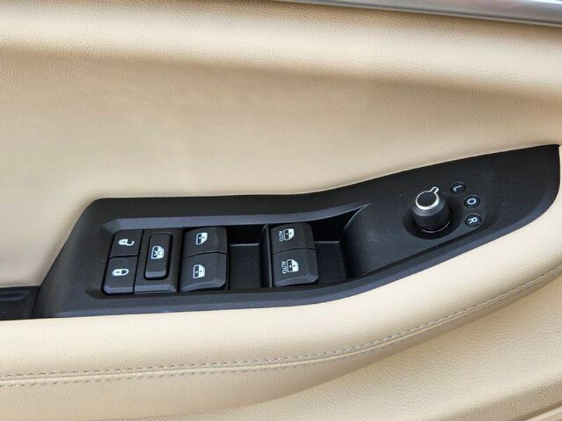 used 2025 Jeep Grand Cherokee car, priced at $36,698