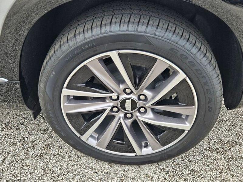 new 2026 Cadillac VISTIQ car, priced at $79,590