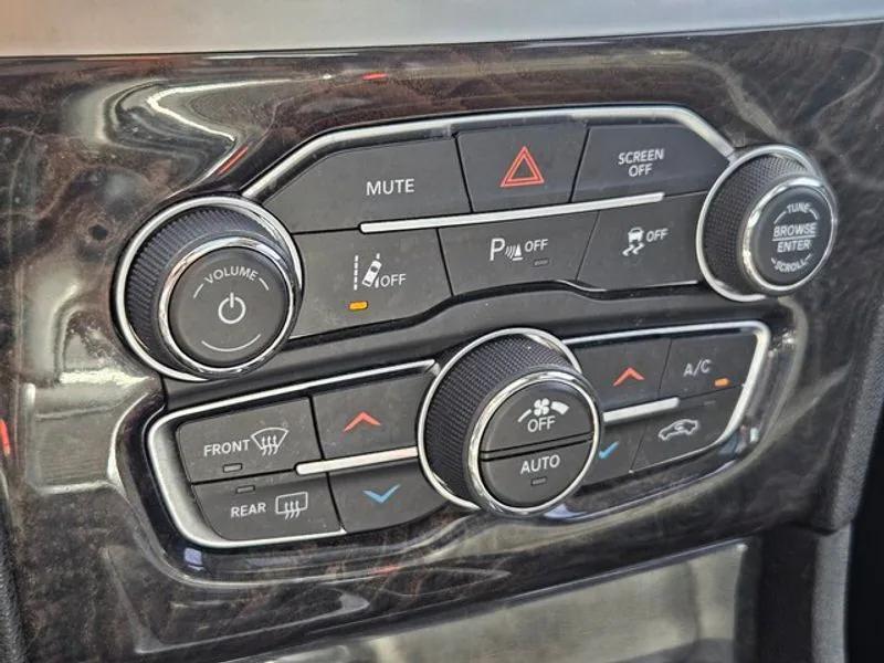 used 2022 Chrysler 300 car, priced at $29,995