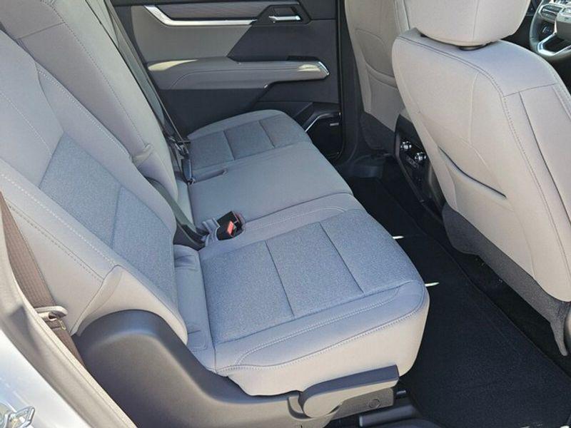 new 2025 GMC Acadia car, priced at $43,791