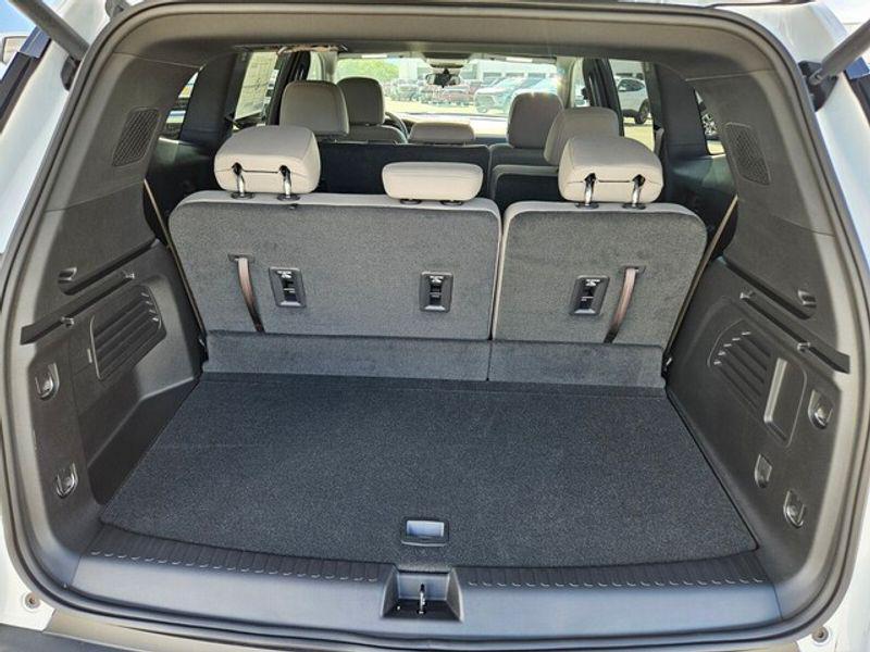 new 2025 GMC Acadia car, priced at $43,791