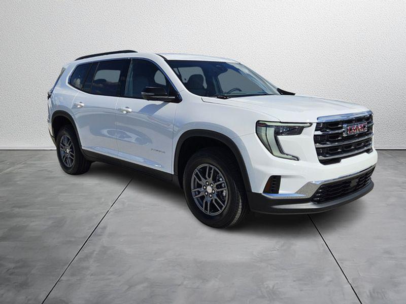 new 2025 GMC Acadia car, priced at $43,791