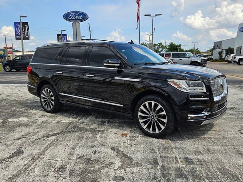 used 2019 Lincoln Navigator L car, priced at $35,995