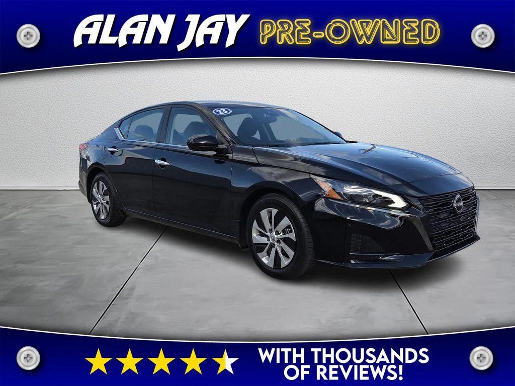 used 2023 Nissan Altima car