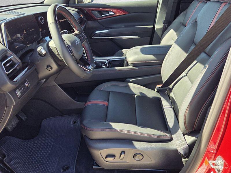 new 2026 Chevrolet Traverse car, priced at $57,790