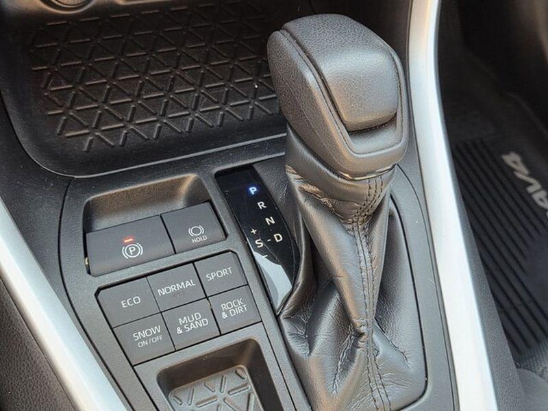 used 2020 Toyota RAV4 car, priced at $26,900