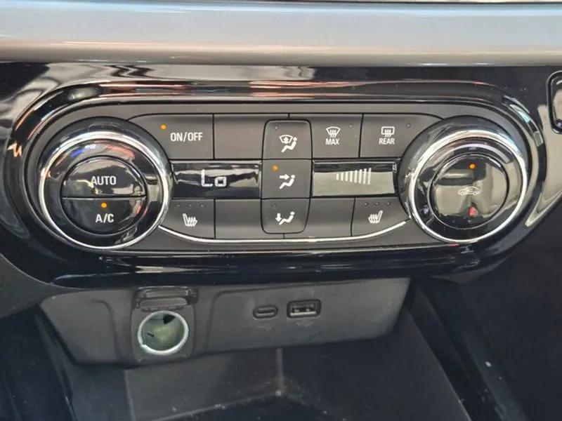 used 2025 Chevrolet Trax car, priced at $24,795