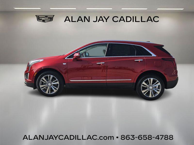 new 2025 Cadillac XT5 car, priced at $55,890