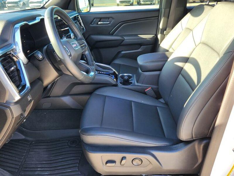 used 2023 GMC Canyon car, priced at $40,900