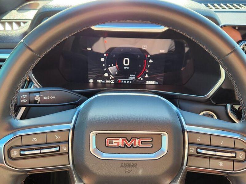 used 2023 GMC Canyon car, priced at $40,900