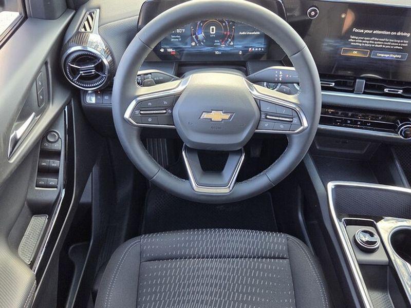 new 2026 Chevrolet Equinox car, priced at $30,495