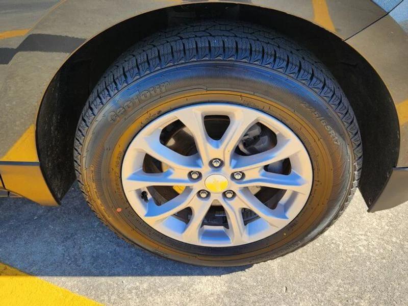 used 2019 Chevrolet Equinox car, priced at $19,105