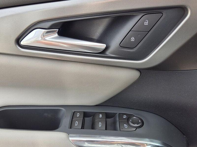 new 2026 Chevrolet Traverse car, priced at $41,795