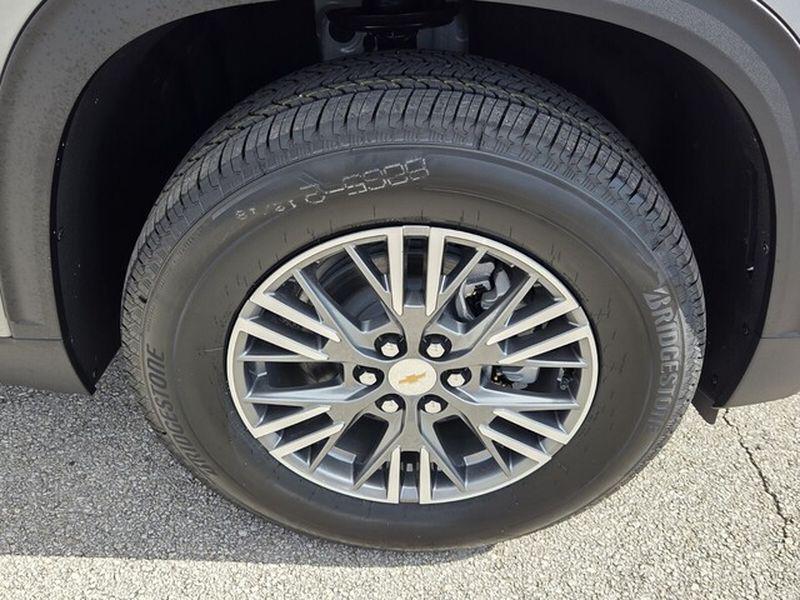 new 2026 Chevrolet Traverse car, priced at $41,795