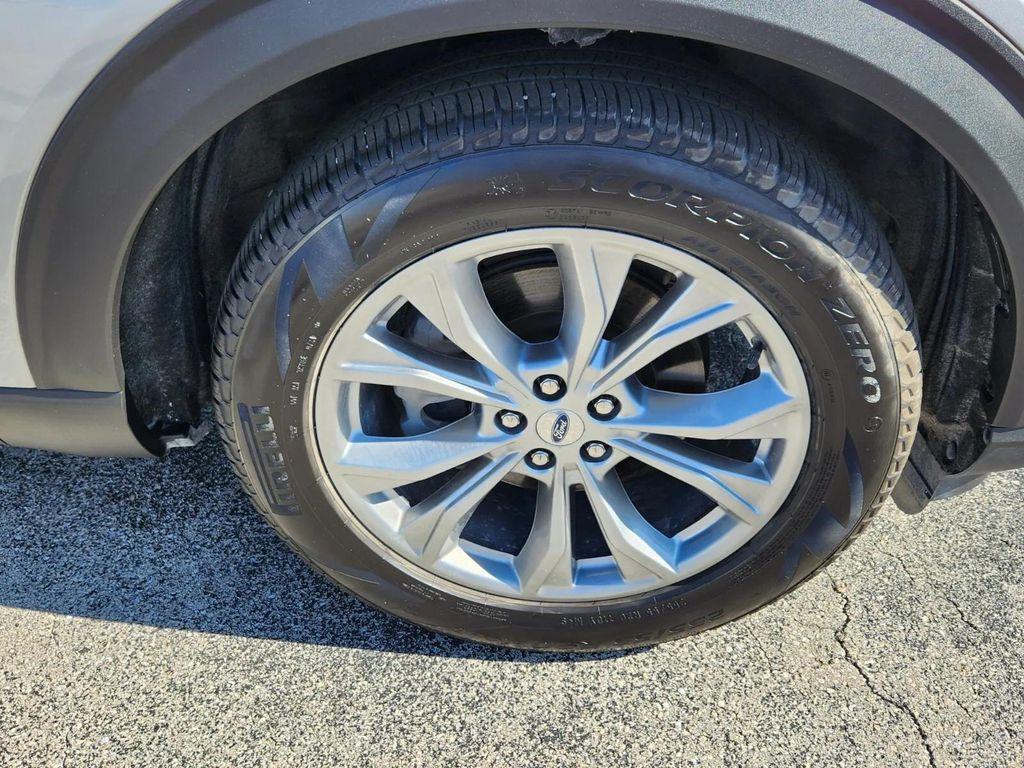 used 2023 Ford Explorer car