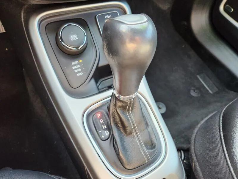 used 2020 Jeep Compass car, priced at $25,300