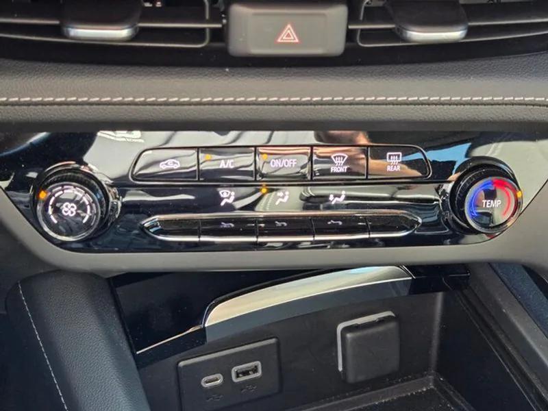 used 2023 Buick Envision car, priced at $28,375