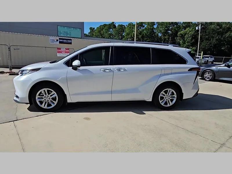used 2024 Toyota Sienna car, priced at $53,250