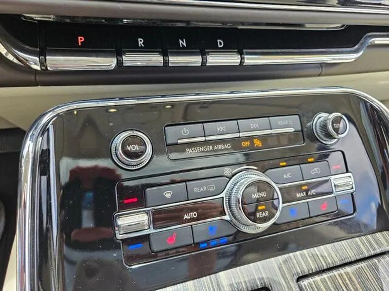 used 2023 Lincoln Navigator car, priced at $74,995