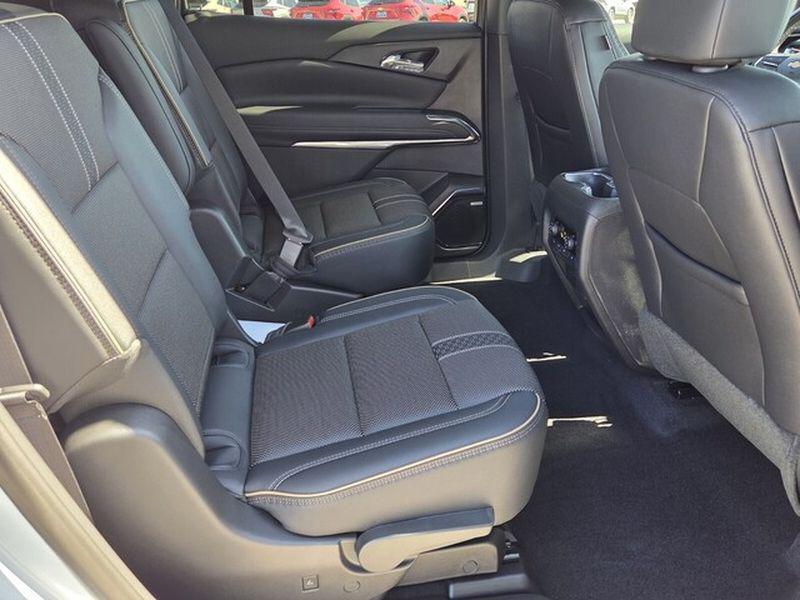 new 2026 Chevrolet Traverse car, priced at $58,090