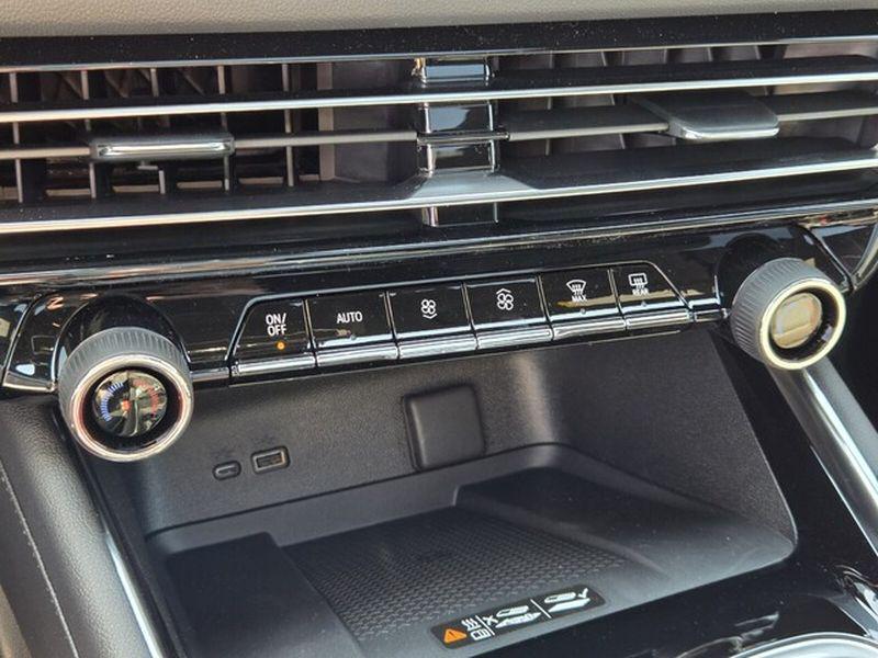 new 2026 Chevrolet Traverse car, priced at $58,090