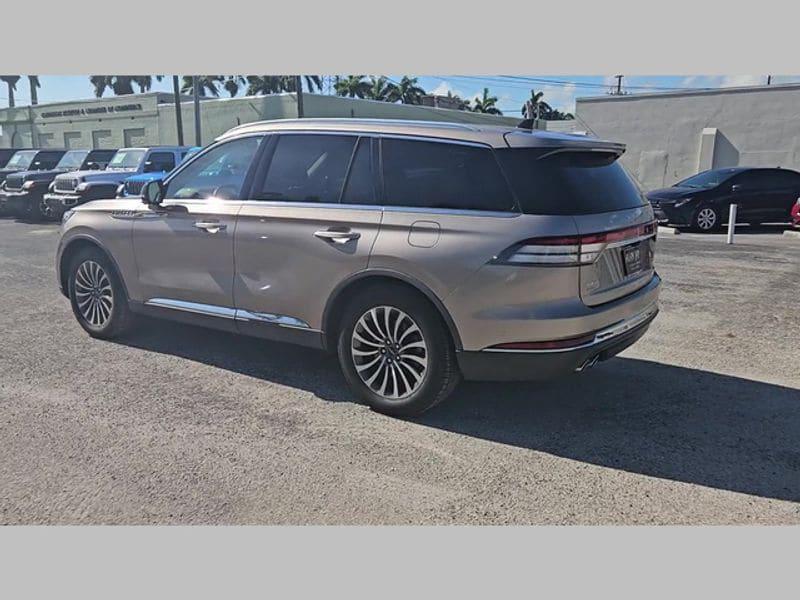 used 2021 Lincoln Aviator car, priced at $40,157