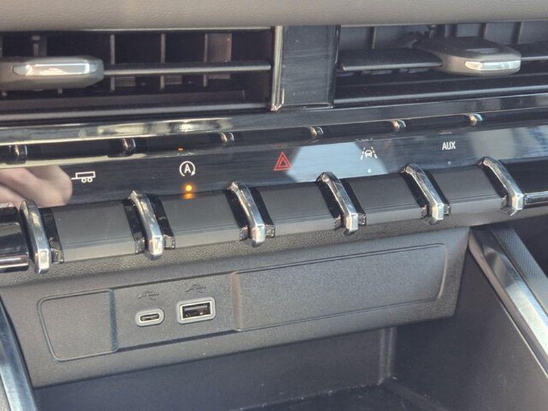 used 2024 GMC Canyon car, priced at $35,793