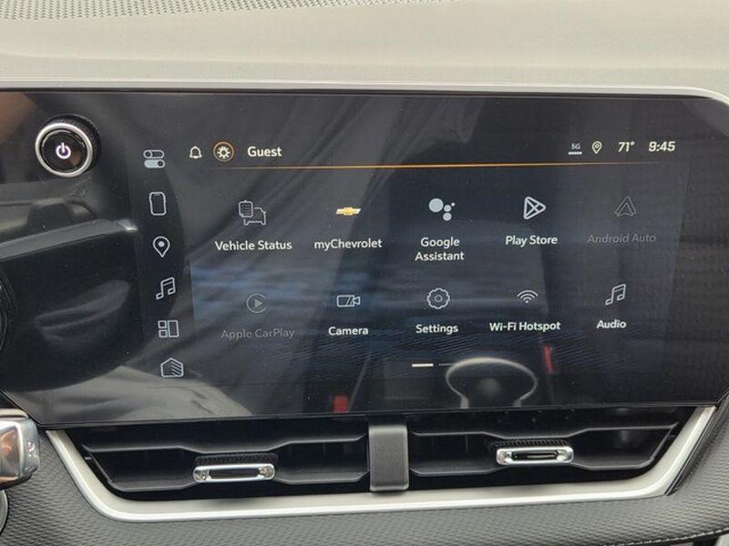 new 2026 Chevrolet Equinox car, priced at $30,295