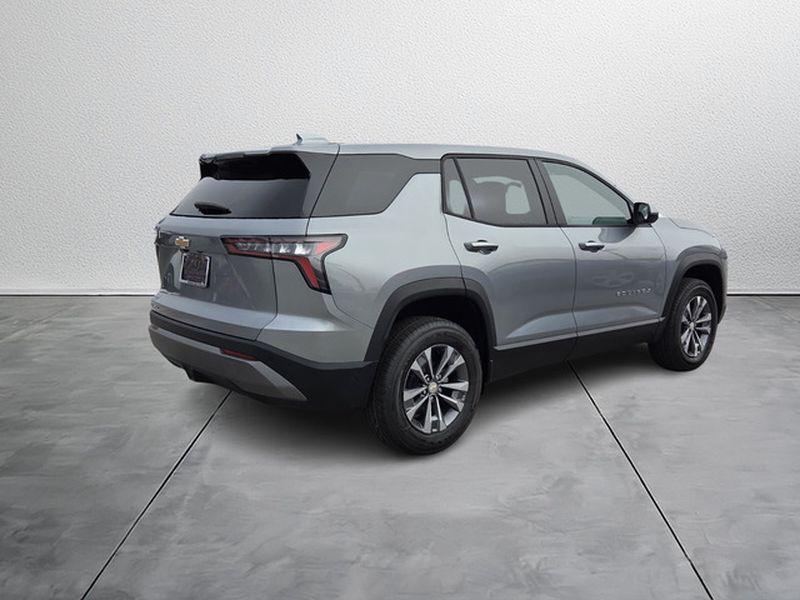 new 2026 Chevrolet Equinox car, priced at $30,295