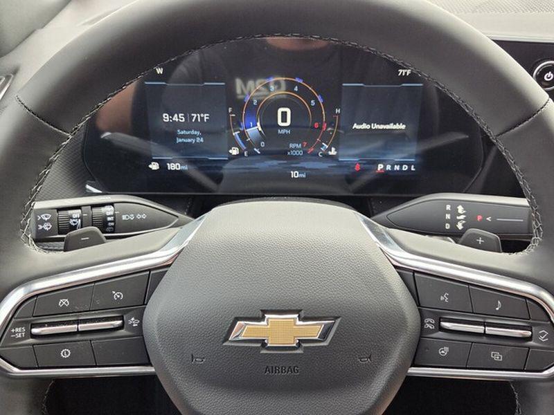 new 2026 Chevrolet Equinox car, priced at $30,295