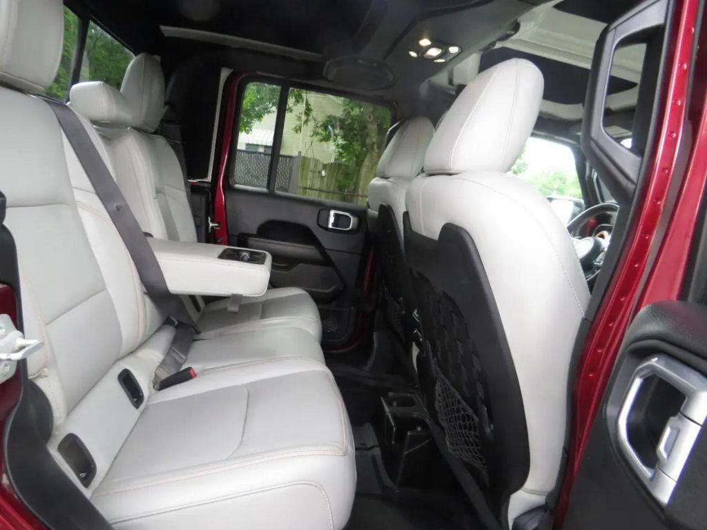 used 2021 Jeep Gladiator car, priced at $27,997