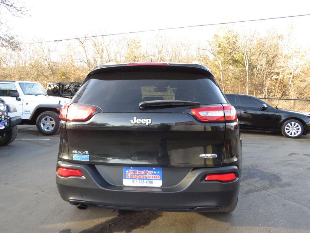 used 2014 Jeep Cherokee car, priced at $5,997