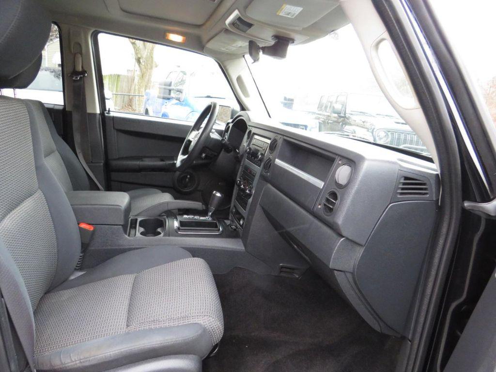 used 2008 Jeep Commander car, priced at $4,997