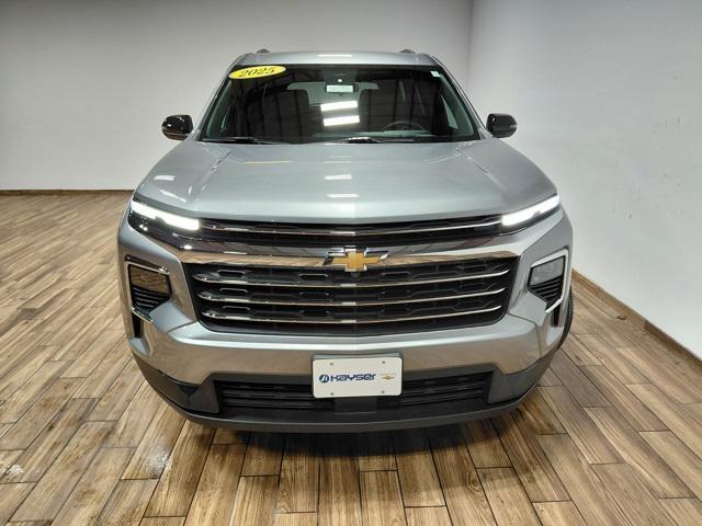 used 2025 Chevrolet Traverse car, priced at $37,999