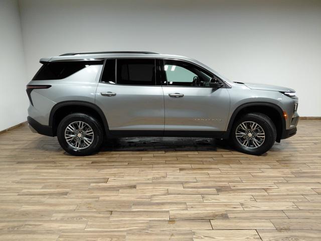 used 2025 Chevrolet Traverse car, priced at $37,999