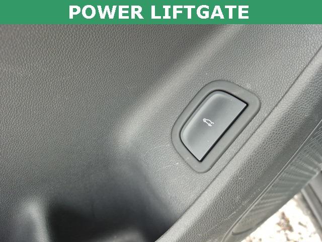 used 2025 Chevrolet Traverse car, priced at $38,479