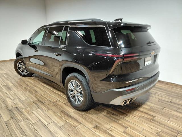 used 2025 Chevrolet Traverse car, priced at $36,997