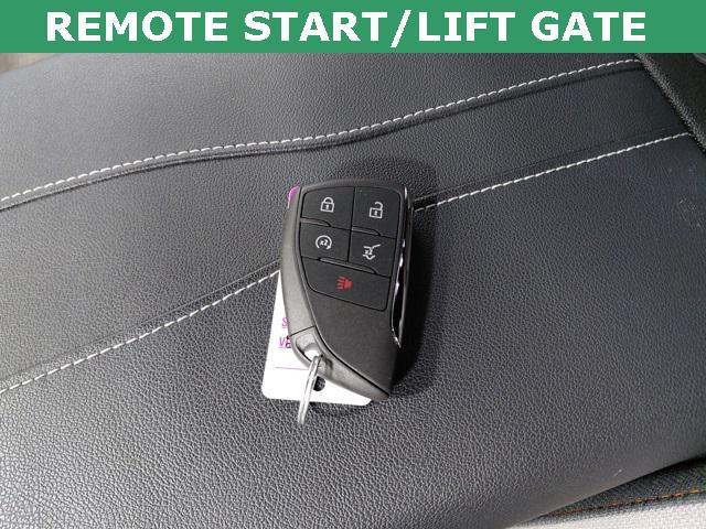 used 2025 Chevrolet Traverse car, priced at $36,997