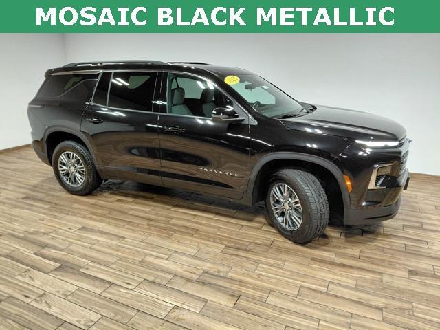 used 2025 Chevrolet Traverse car, priced at $36,997