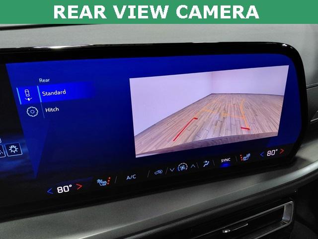 used 2025 Chevrolet Traverse car, priced at $36,997