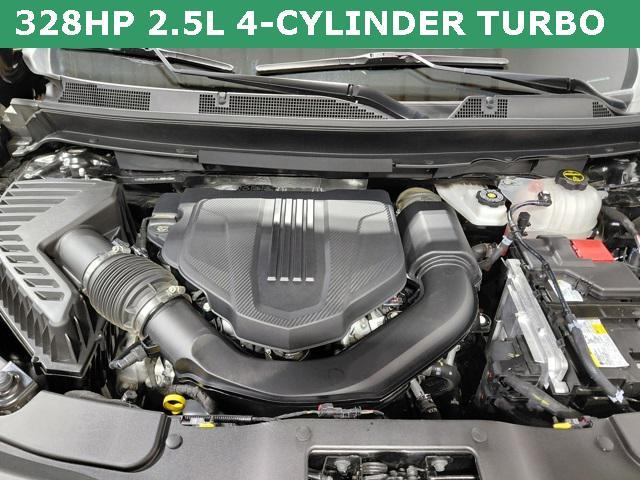 used 2025 Chevrolet Traverse car, priced at $36,997