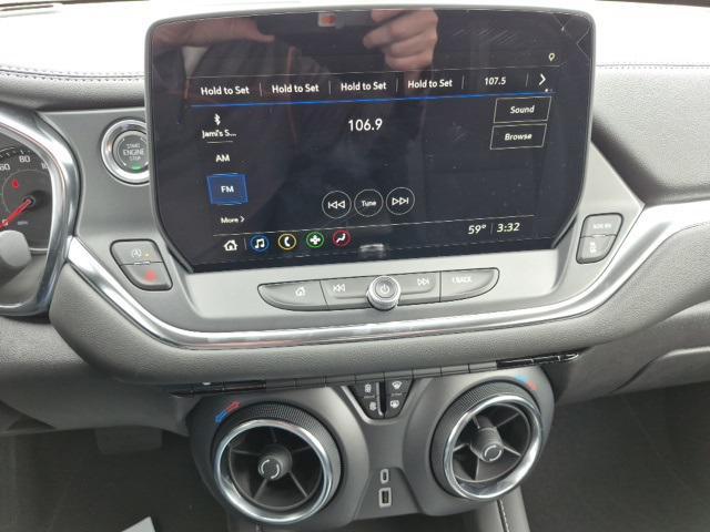 new 2024 Chevrolet Blazer car, priced at $35,685