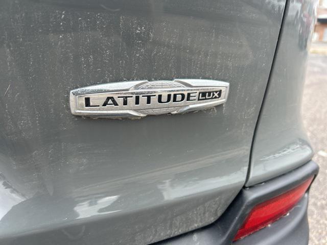 used 2021 Jeep Cherokee car, priced at $18,913