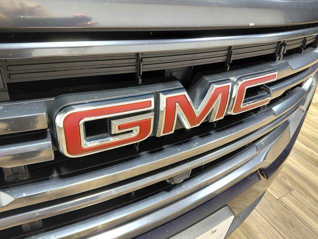 used 2022 GMC Acadia car, priced at $27,099