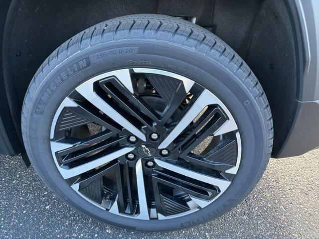 new 2026 Chevrolet Equinox car, priced at $38,366