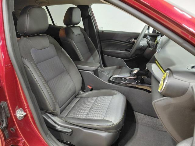 used 2025 Chevrolet Trax car, priced at $19,045